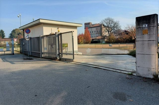 Garage in vendita