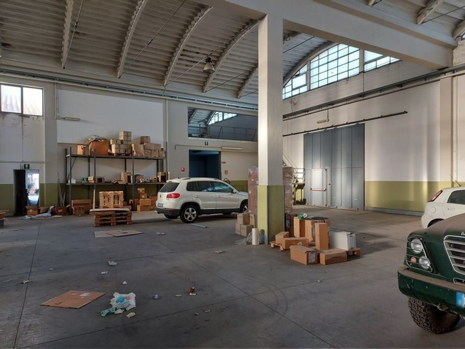 #13329 Complesso produttivo con area interna scoperta in vendita - foto 3