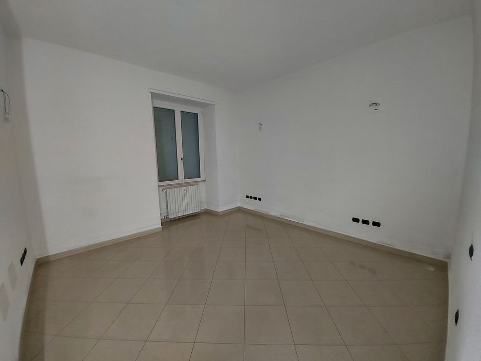#13355 Appartamento uso ufficio in zona centrale in vendita - foto 3