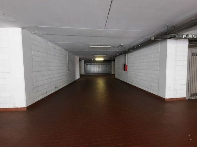 Negozi in vendita