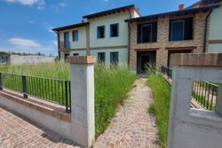 Terraced house in the advanced rough A - Lot 13432 (Auction 13432)