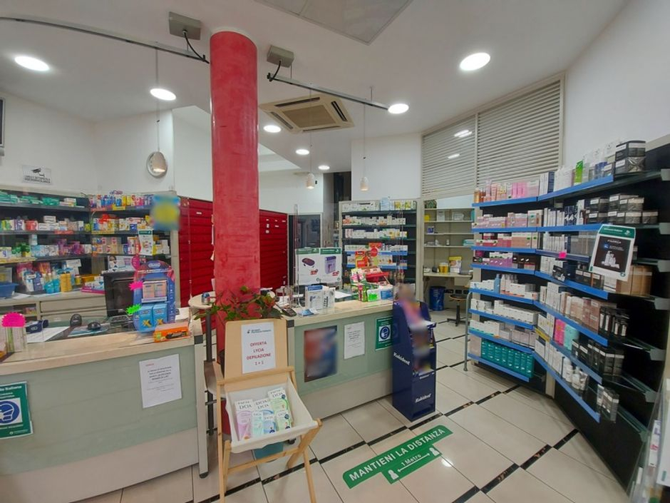 #13434 Locale commerciale con pertinenze in vendita - foto 2