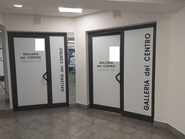 Negozi in vendita