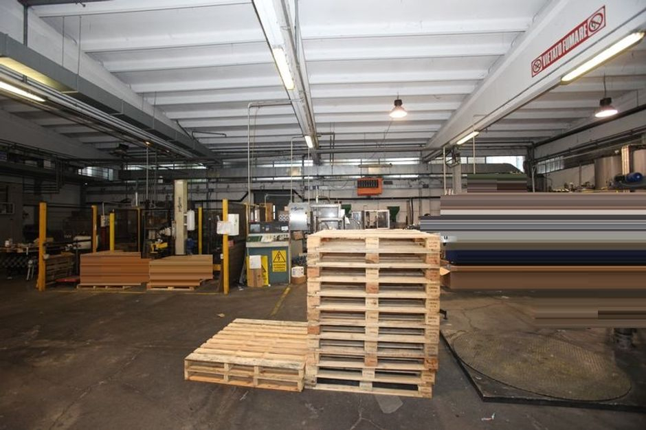 #1347 Capannone industriale con uffici e accessori in vendita - foto 4