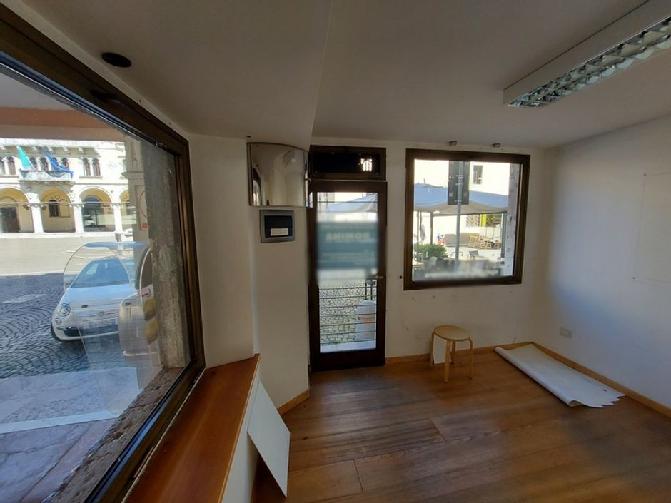 #13518 Negozio e ufficio in centro storico in vendita - foto 11