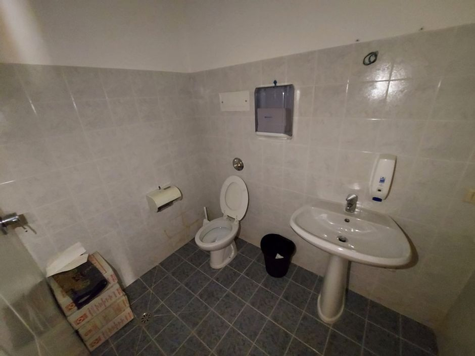 #13530 Negozio con pertinenze in vendita - foto 5