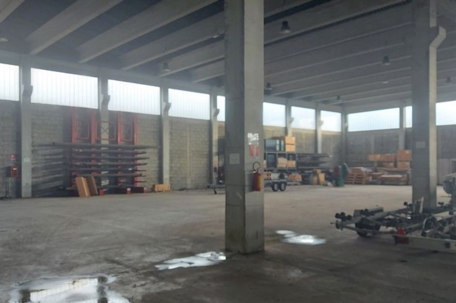 #13589 Complesso artigianale con palazzina uffici in vendita - foto 5