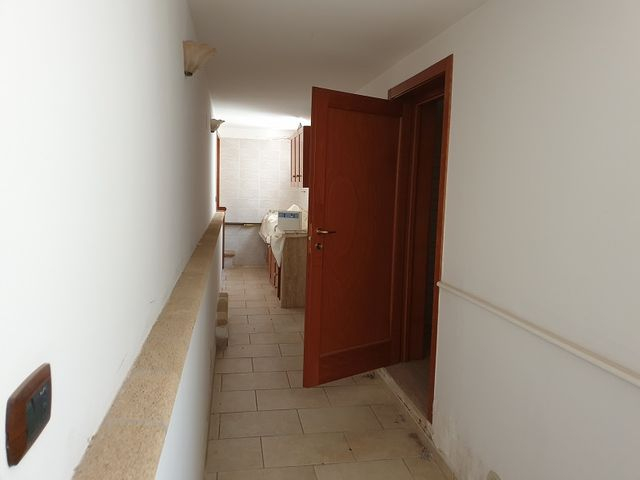 Con servizi in vendita
