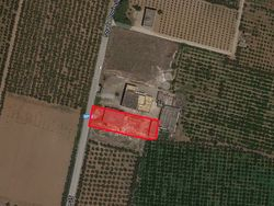 Terreno agricolo con annesso opificio dismesso - Lotto 13636 (Asta 13636)