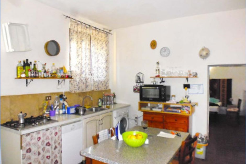 #13660 Magazzino con bagno in struttura ricettiva in vendita - foto 5