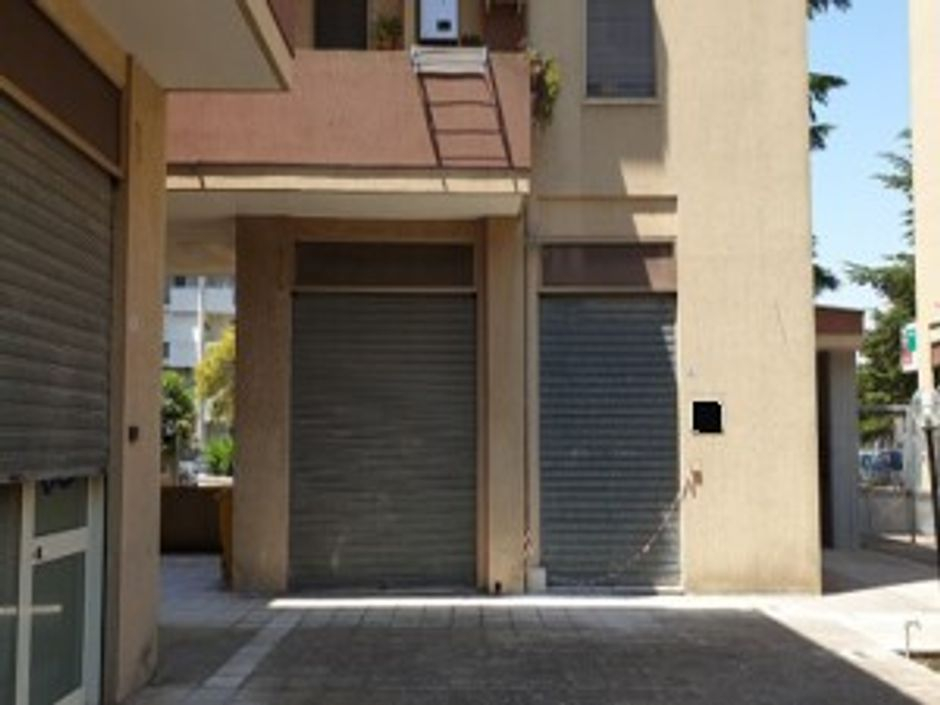 #13704 Immobile commerciale - Lotto 2 - Lecce - LE in vendita - foto 1