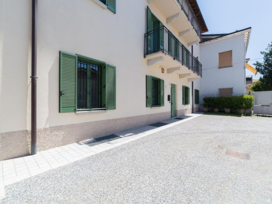 #13886 Laboratori artigianali con servizi e ufficio – Lotto 1 in vendita - foto 10