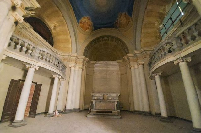 Chiese in vendita