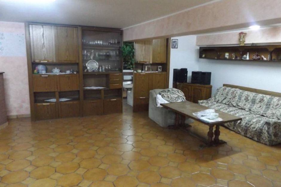 #14172 Magazzino al piano seminterrato in vendita - foto 2