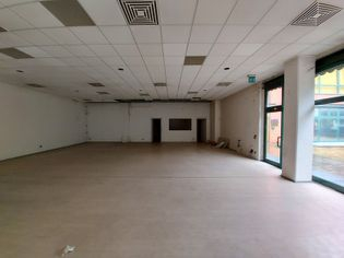 Immobili commerciali in vendita