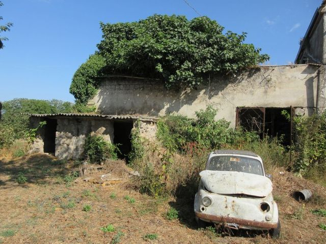 Rustici e casali in vendita