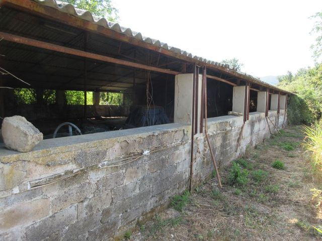 Rustici e casali in vendita