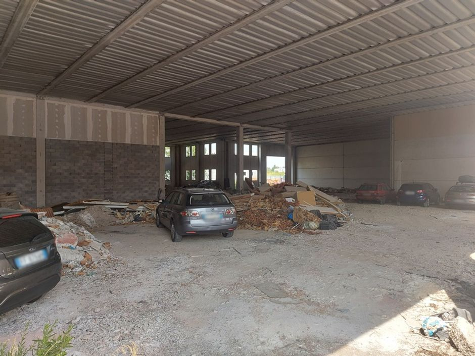 #14372 Capannone al grezzo di 1.230 mq con corte in vendita - foto 5