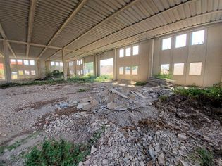 Capannoni artigianali in vendita