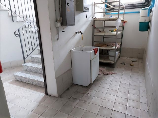 Negozi in vendita