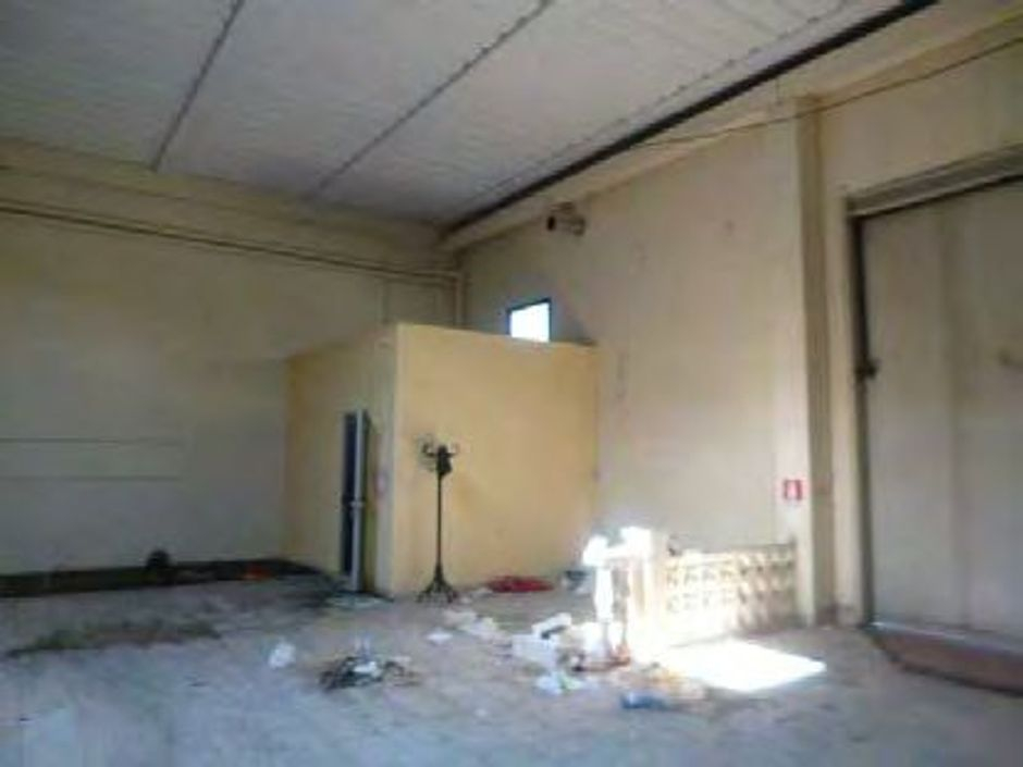 #14519 Porzione di capannone composto da tre unità in vendita - foto 3
