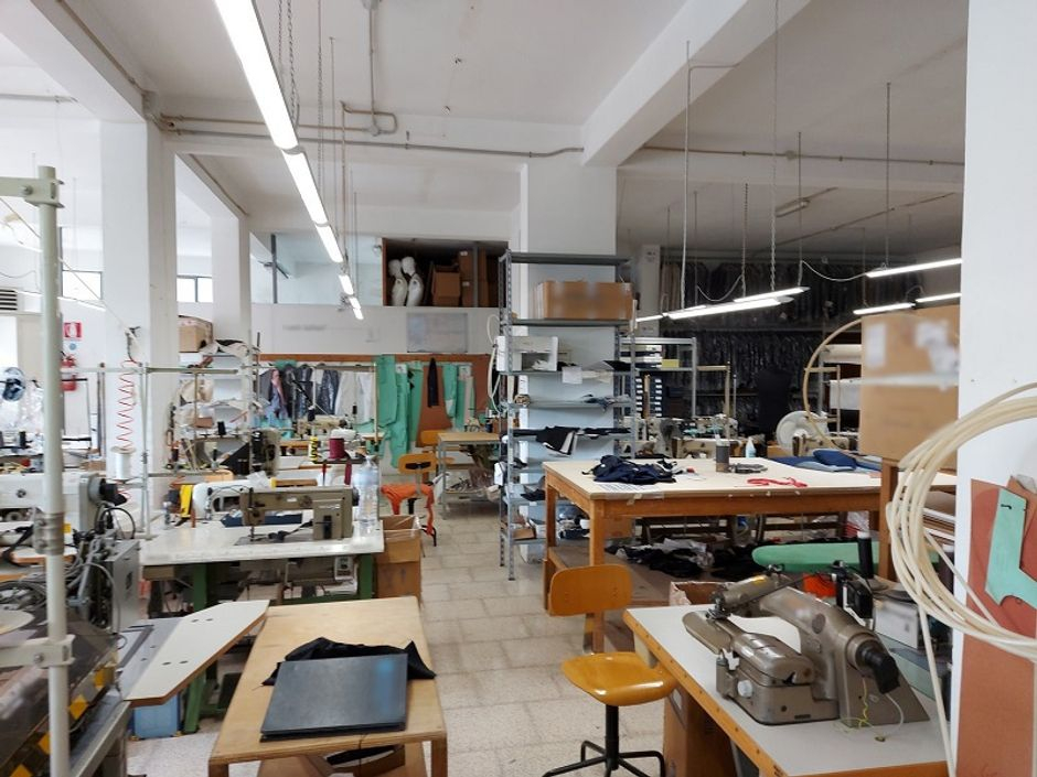 #14544 Laboratorio artigianale con annesse attrezzature ed uffici in vendita - foto 11