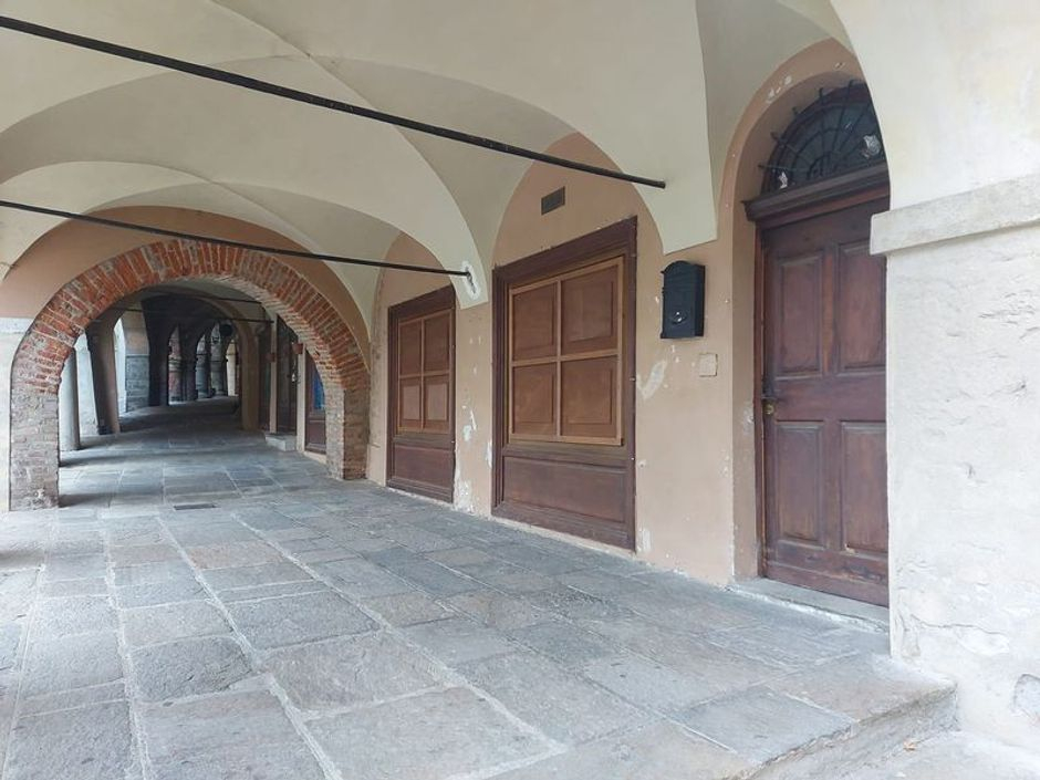 #14549 Porzione di edificio storico ad uso scolastico in vendita - foto 2