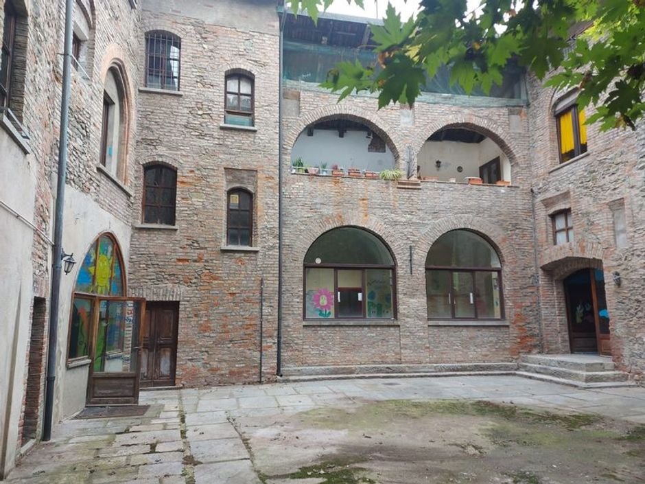 #14549 Porzione di edificio storico ad uso scolastico in vendita - foto 3