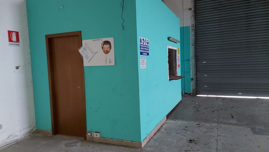 #14598 Porzione di capannone con area pertinenziale in vendita - foto 10