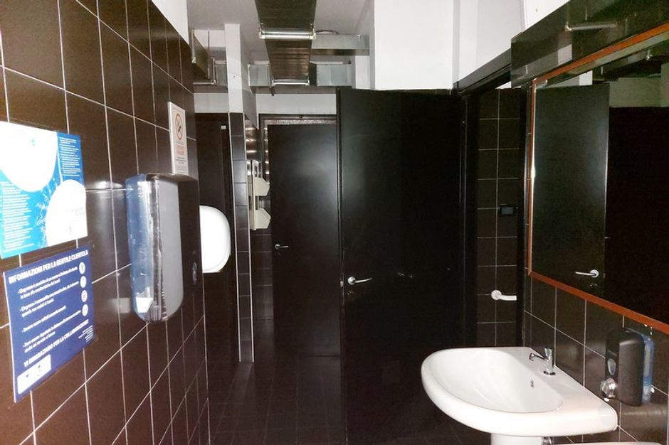 #14615 Porzione di capannone ad uso commerciale con pertinenza in vendita - foto 17