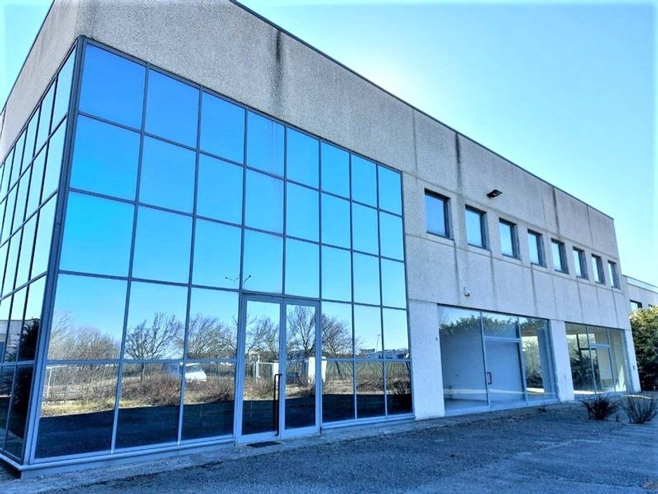 #14660 Capannone industriale con area di pertinenza in vendita - foto 1