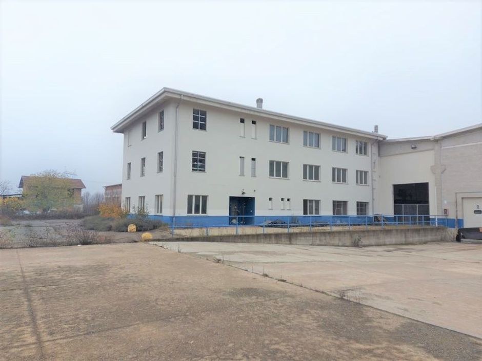 #14664 Capannone industriale con pertinenze in vendita - foto 2
