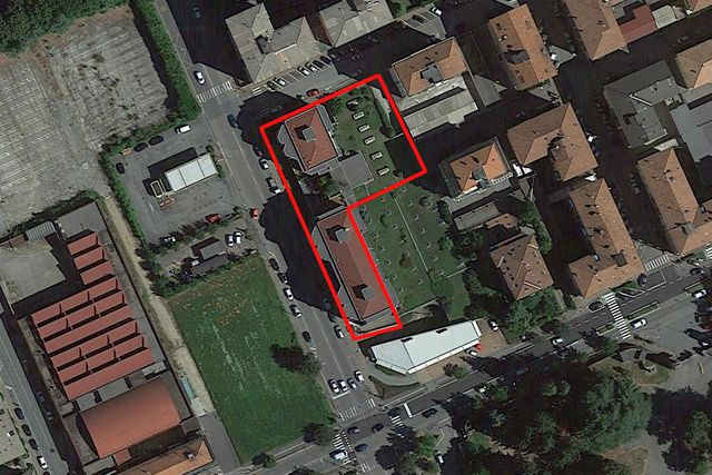 Negozi in vendita
