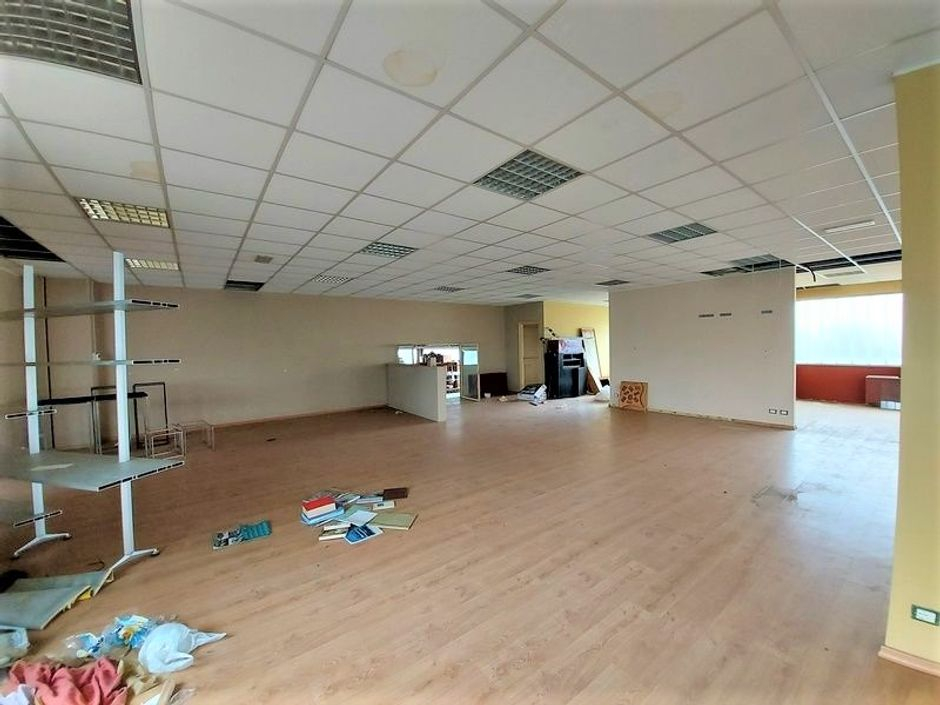 #14676 Capannone con area di pertinenza in vendita - foto 12