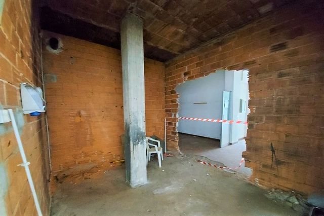 Con servizi in vendita