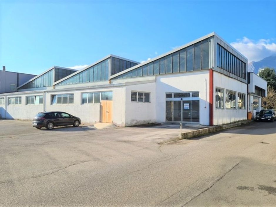 #14687 Porzione di capannone industriale ad uso commerciale in vendita - foto 1