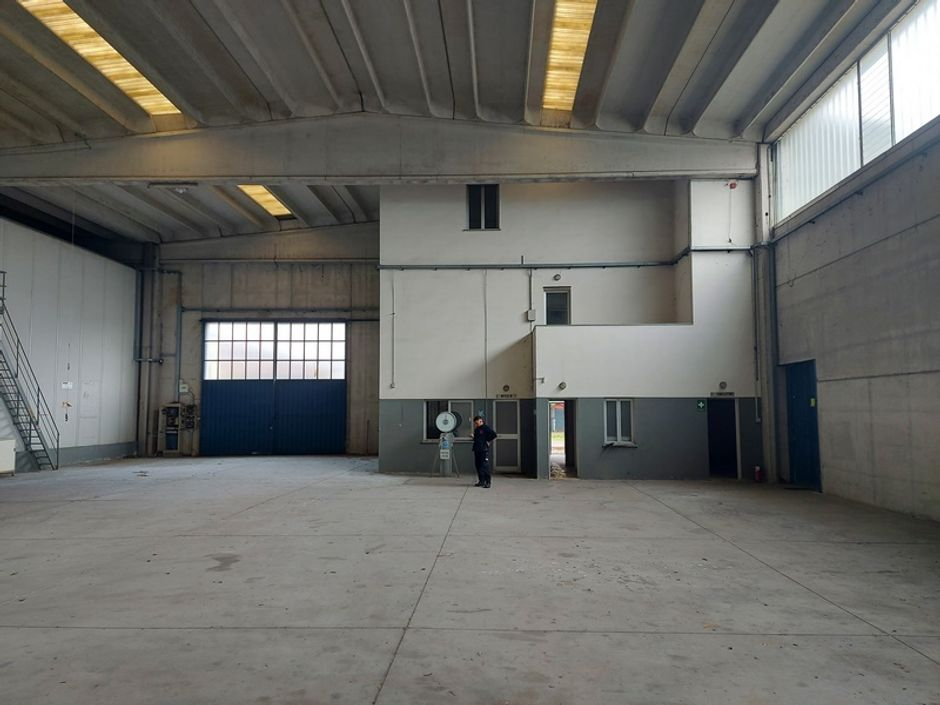 #14689 Capannone industriale con area di pertinenza in vendita - foto 8