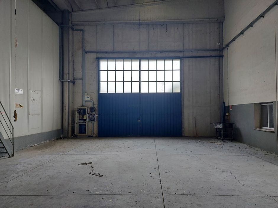 #14689 Capannone industriale con area di pertinenza in vendita - foto 9
