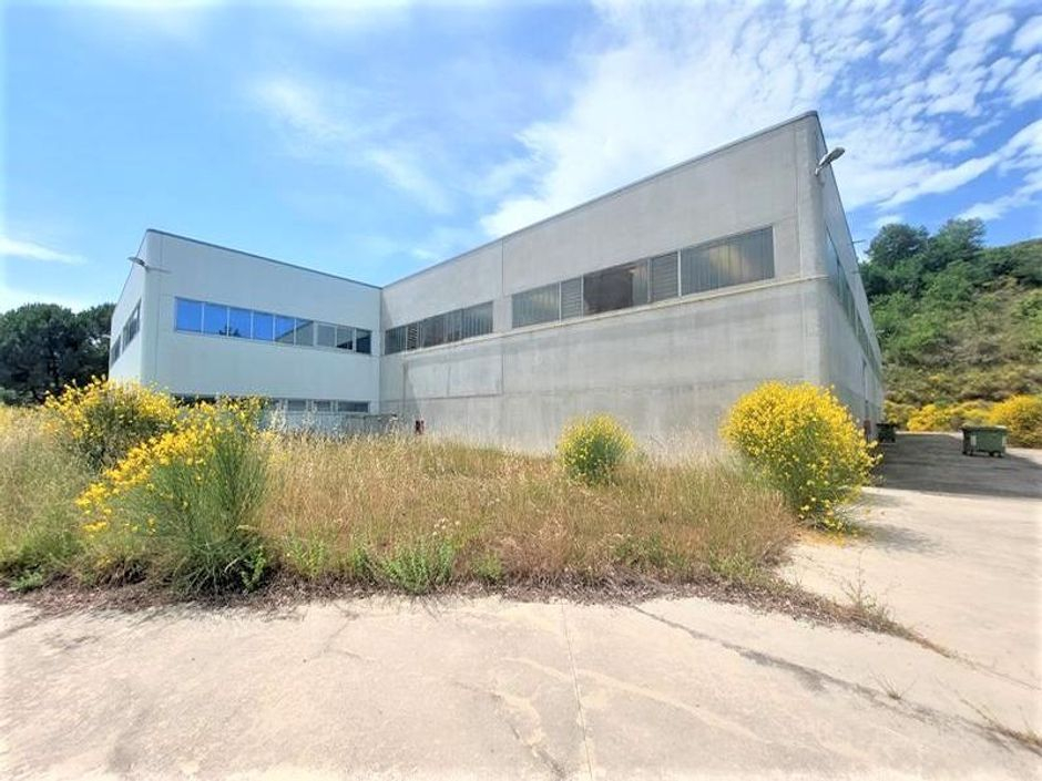#14695 Capannone industriale con area di pertinenza in vendita - foto 2