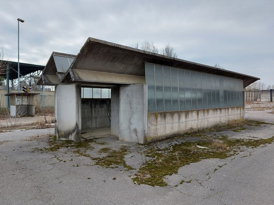 #14706 Complesso industriale con aree di pertinenza in vendita - foto 4