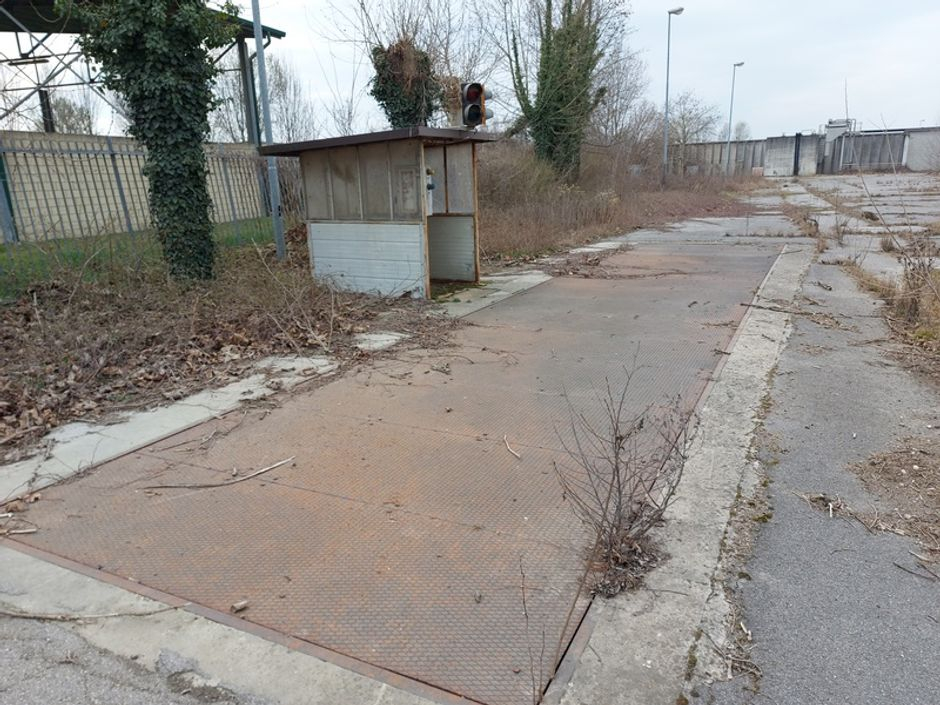 #14706 Complesso industriale con aree di pertinenza in vendita - foto 7