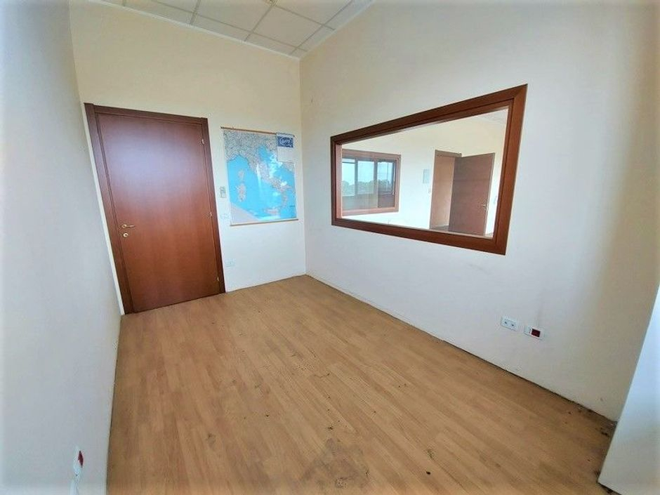 #14708 Porzione di capannone artigianale con area di pertinenza in vendita - foto 17