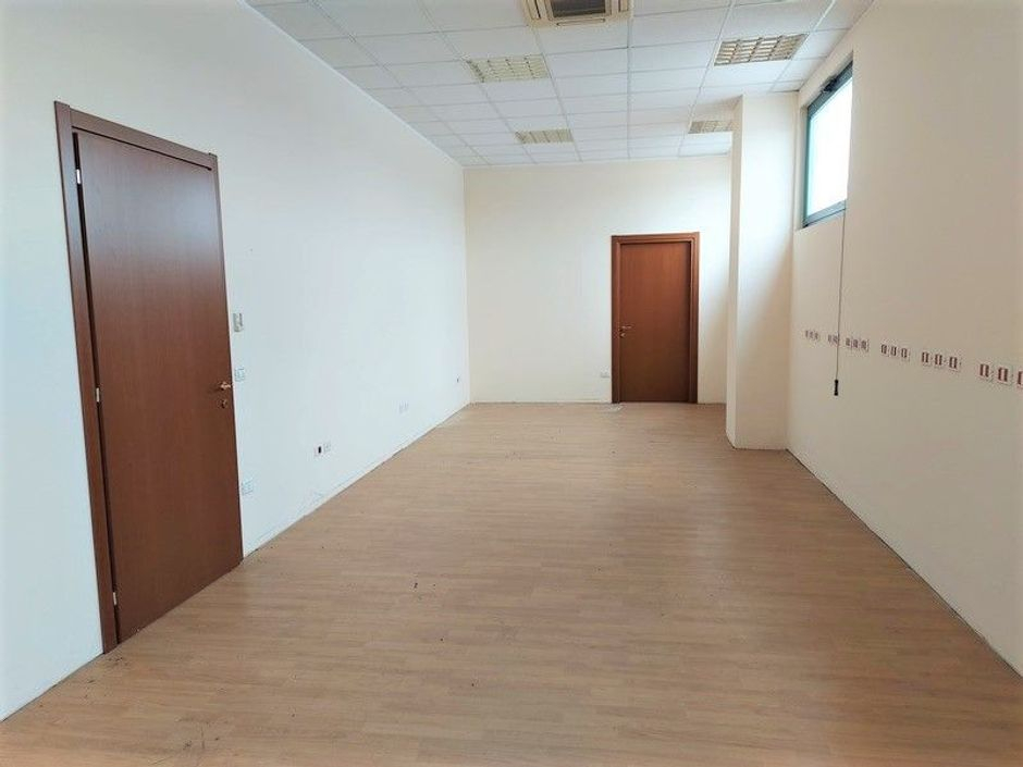 #14708 Porzione di capannone artigianale con area di pertinenza in vendita - foto 18