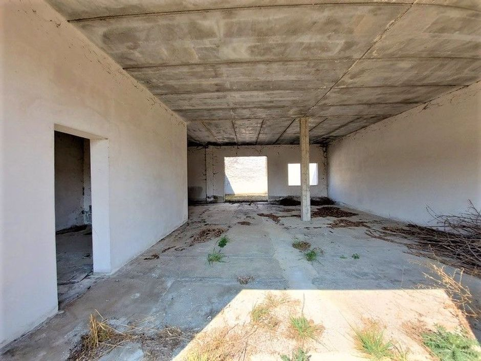 #14718 Magazzini con corte esclusiva ed aree urbane in vendita - foto 6