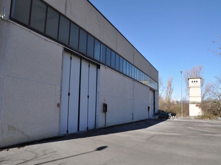 #14725 Capannone industriale con area di pertinenza in vendita - foto 9