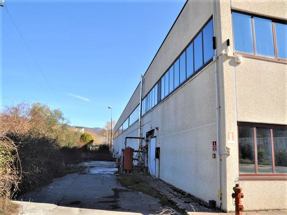 #14725 Capannone industriale con area di pertinenza in vendita - foto 13