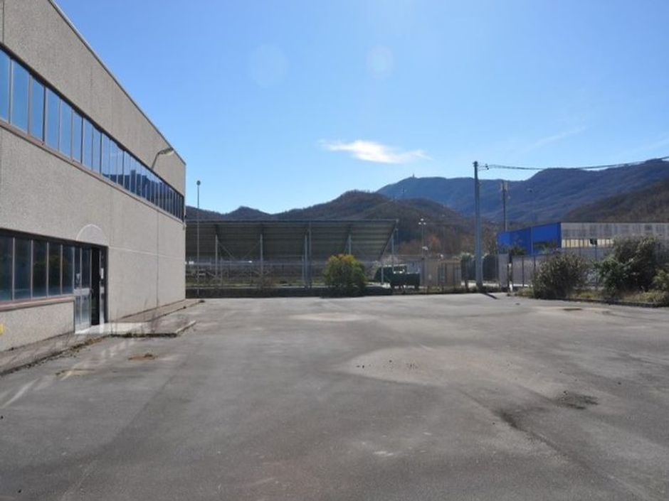 #14725 Capannone industriale con area di pertinenza in vendita - foto 14