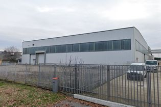 Capannoni artigianali in vendita