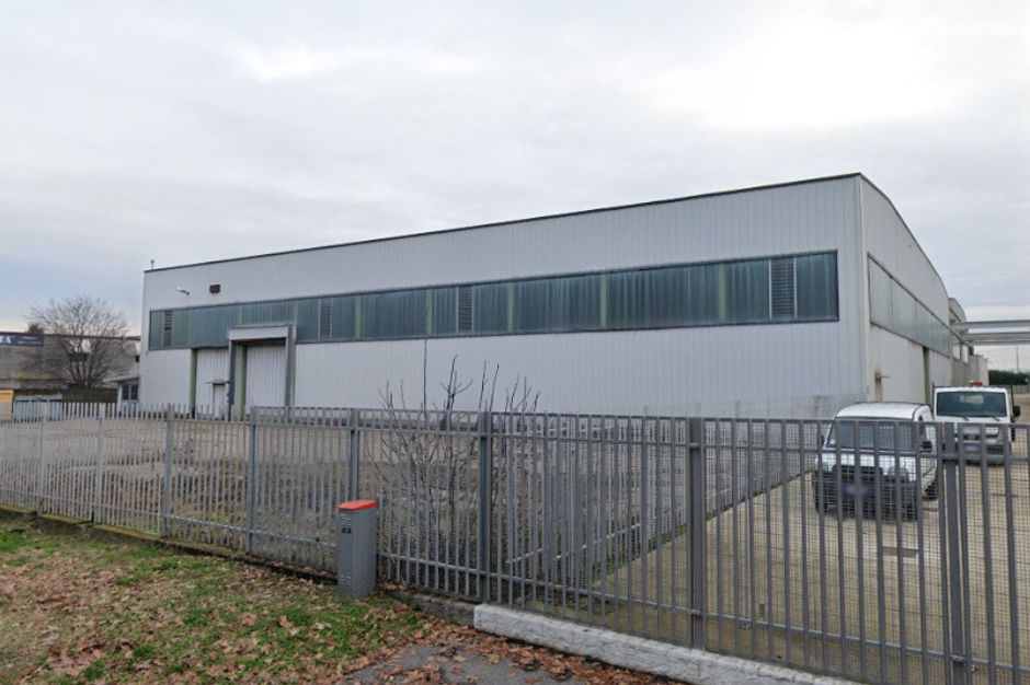 #14730 Capannone industriale con impianto fotovoltaico in vendita - foto 1
