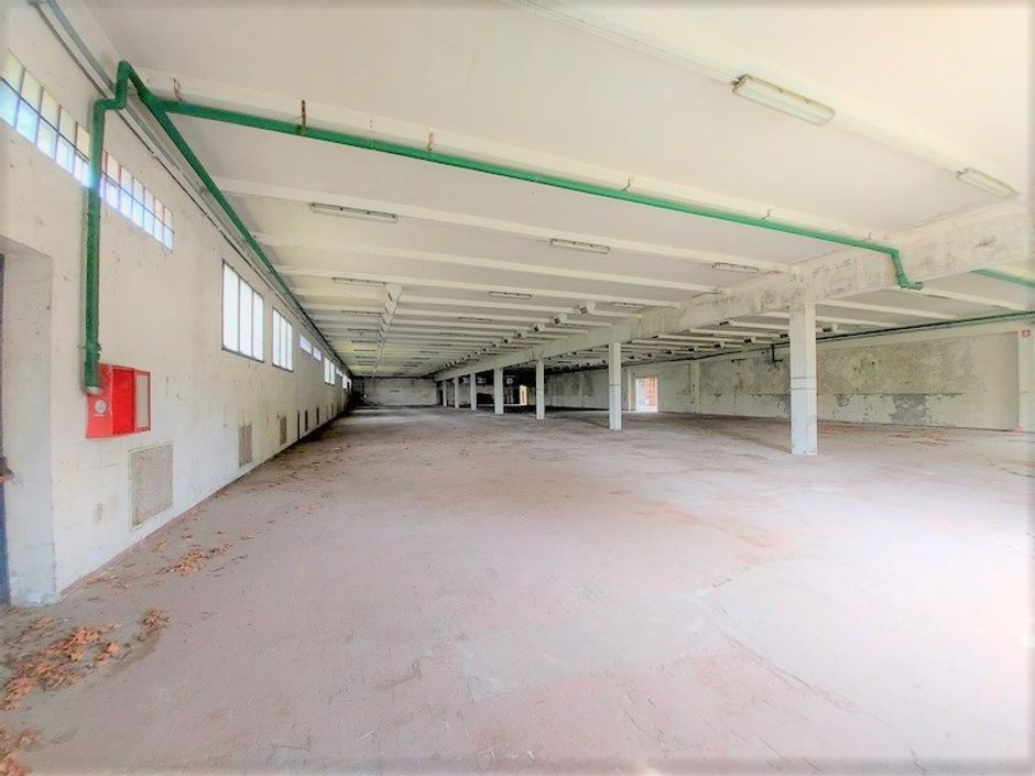 #14749 Capannone industriale con area di pertinenza in vendita - foto 2